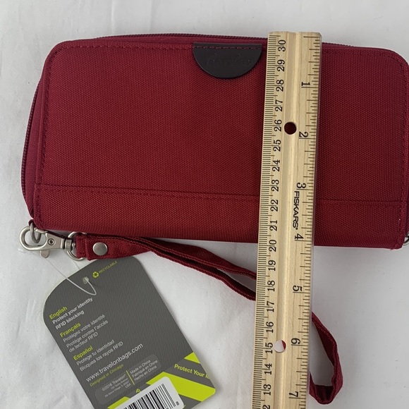 Travelon dark red wristlet - Picture 7 of 8